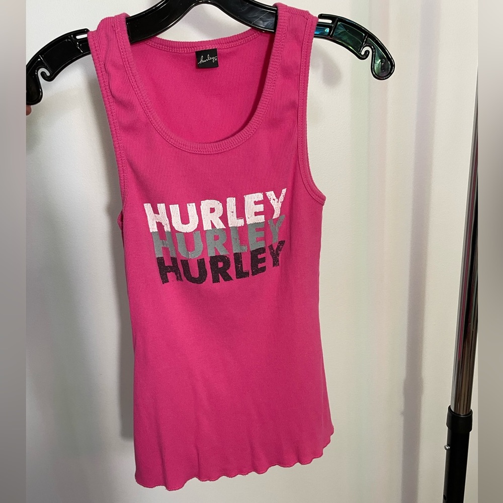Vintage Y2K Hurley bright pink robes tank top size L or XL, great condition